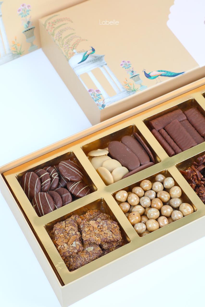 Labelle Almaha Eid Gift Box – 8 Assorted Varieties